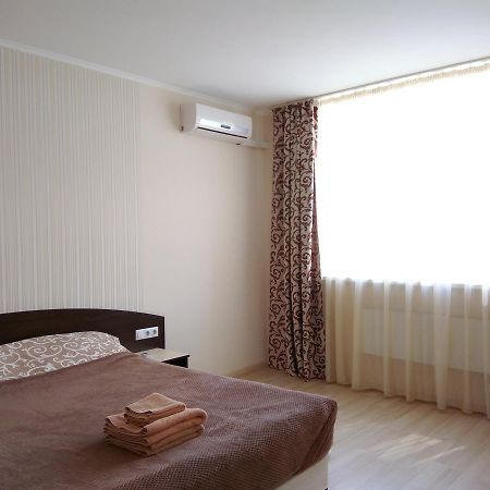 S&M Apartments Киев Екстериор снимка