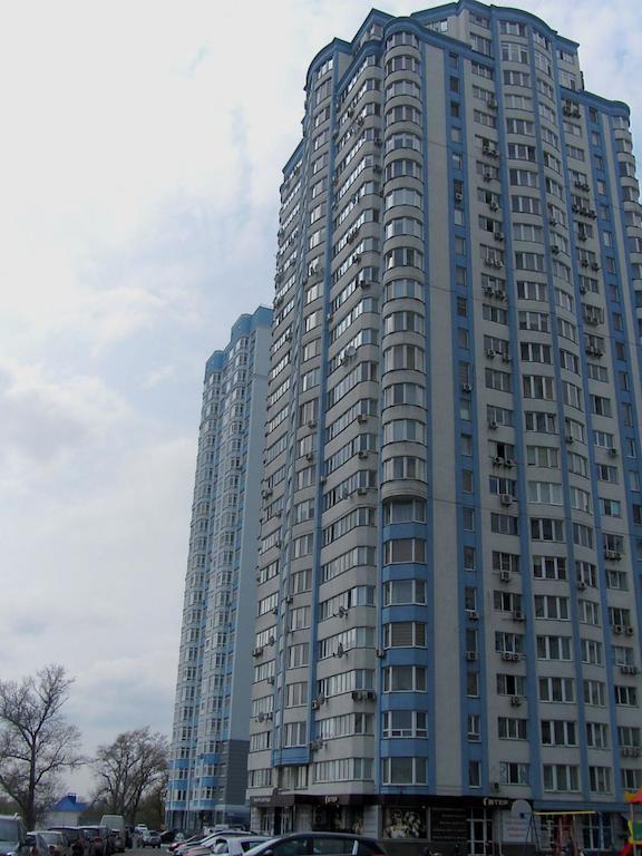 S&M Apartments Киев Екстериор снимка